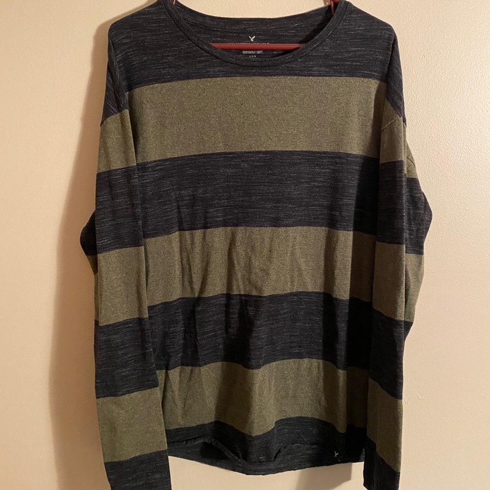 American Eagle Long Sleeve Shirt